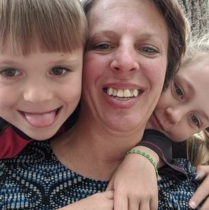 Meet your Posher, Joy